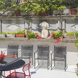 Family With Terrace Appartamento