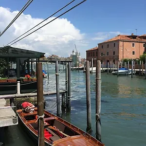 https://ca-delle-erbe.hotelslidodijesolo.com